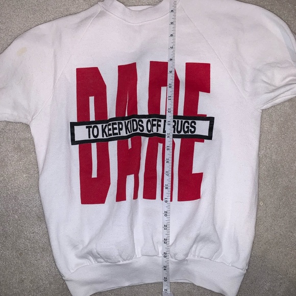 Vintage DARE Sweatshirt - Picture 7 of 8